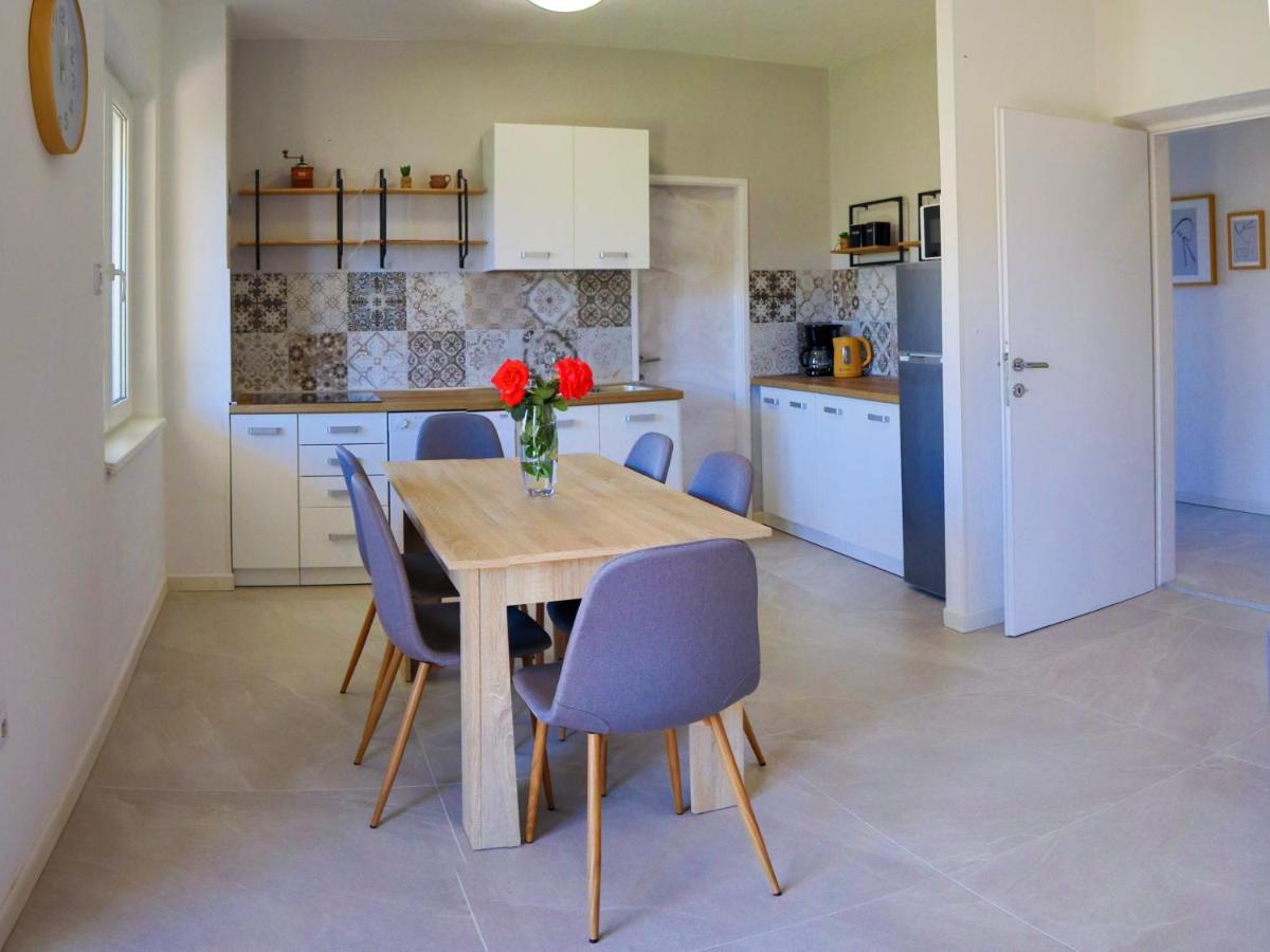 Apartmani Nana Mija Đảo Pag Ngoại thất bức ảnh