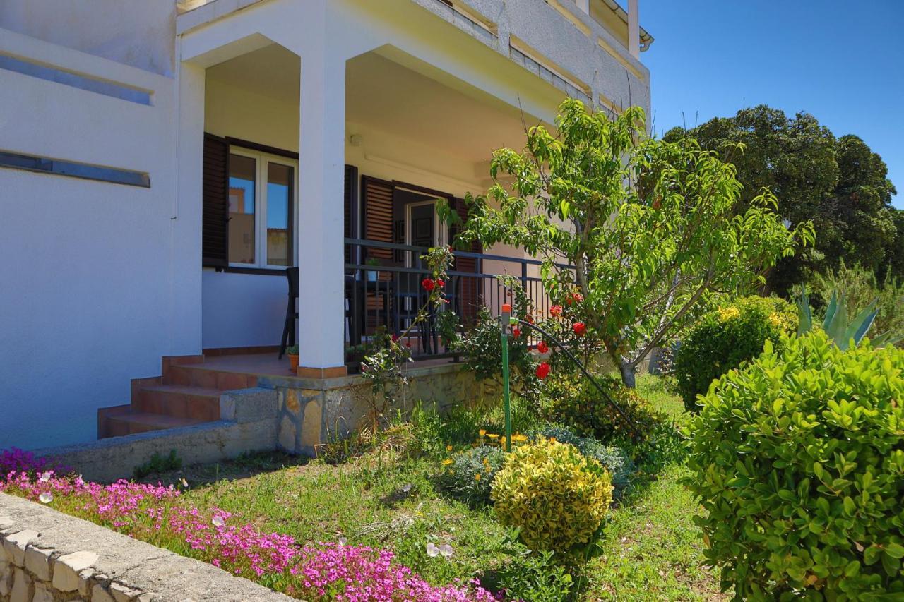 Apartmani Nana Mija Đảo Pag Ngoại thất bức ảnh