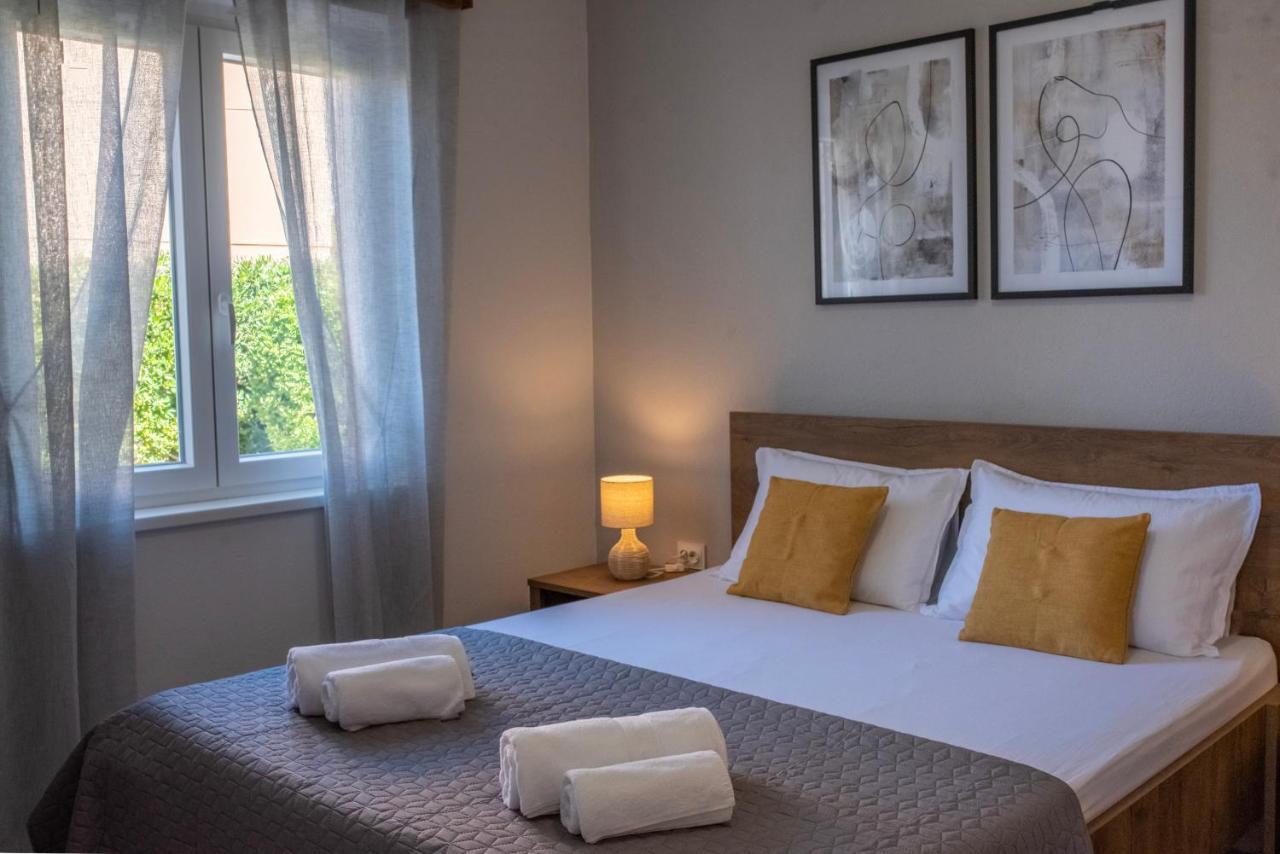Apartmani Nana Mija Đảo Pag Ngoại thất bức ảnh