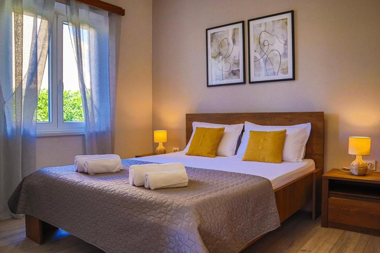 Apartmani Nana Mija Đảo Pag Ngoại thất bức ảnh