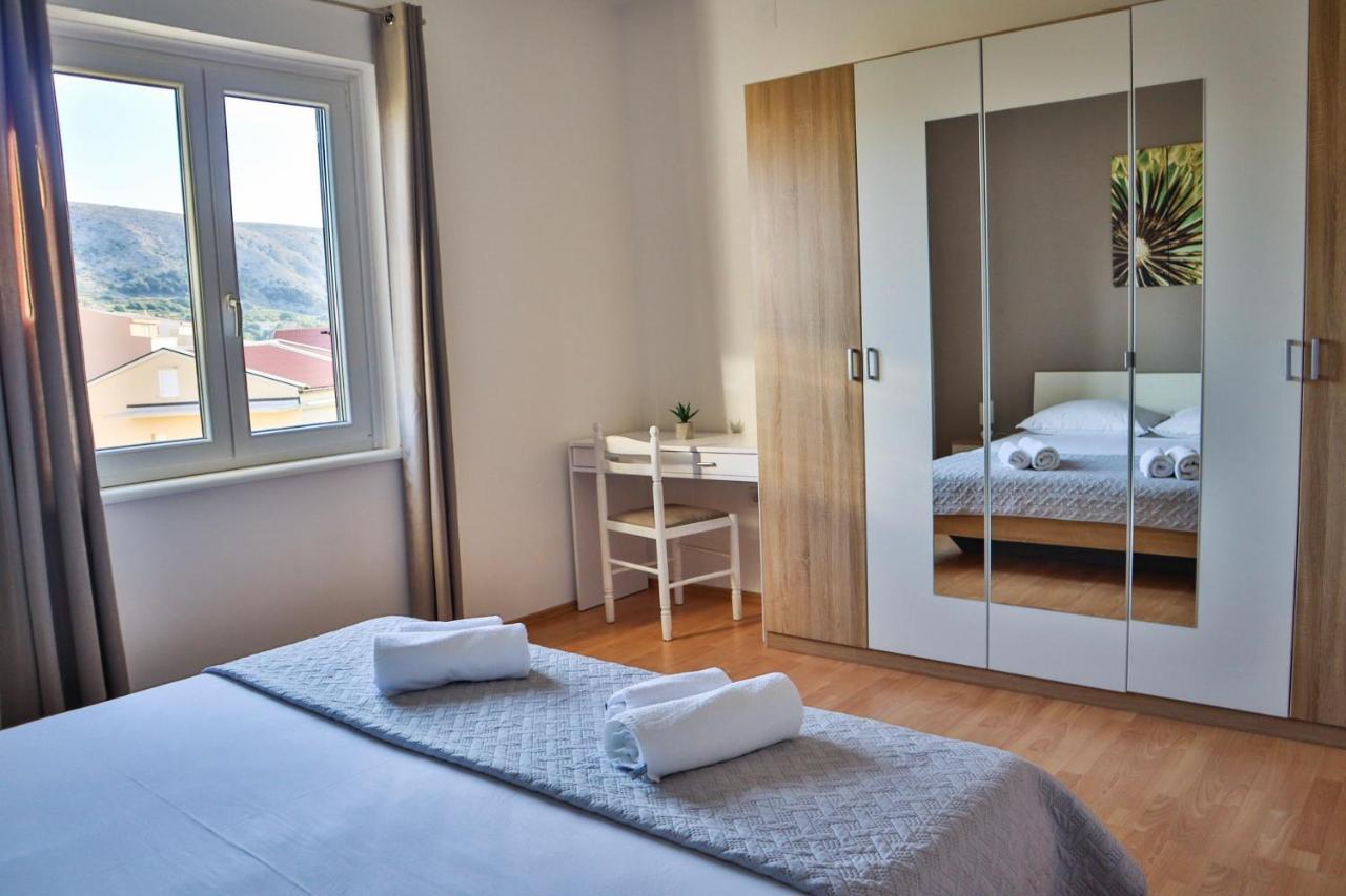 Apartmani Nana Mija Đảo Pag Ngoại thất bức ảnh
