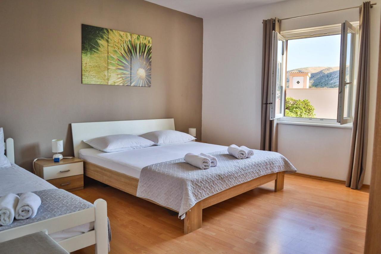 Apartmani Nana Mija Đảo Pag Ngoại thất bức ảnh