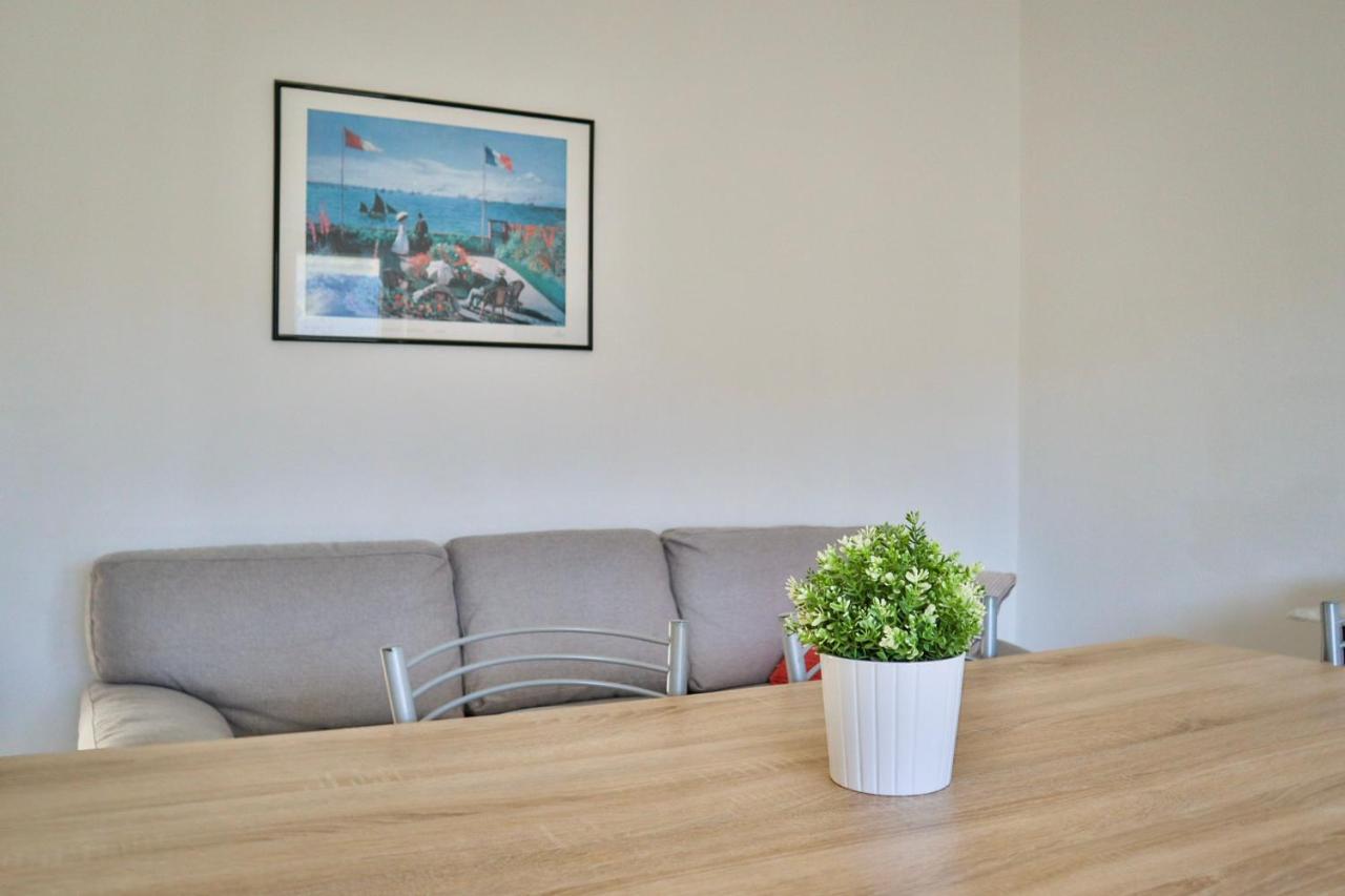Apartmani Nana Mija Đảo Pag Ngoại thất bức ảnh