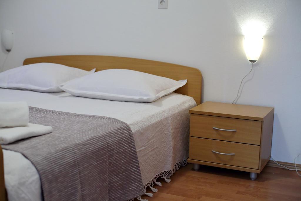 Apartmani Nana Mija Đảo Pag Ngoại thất bức ảnh