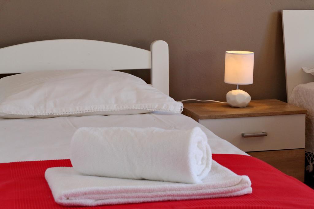 Apartmani Nana Mija Đảo Pag Ngoại thất bức ảnh